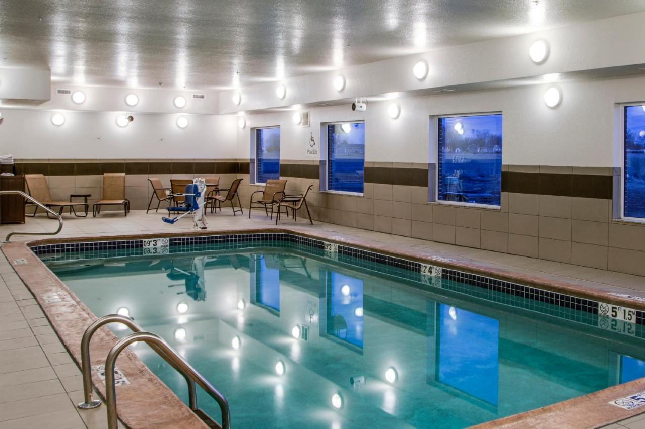 Holiday Inn Express & Suites Nevada By Ihg Экстерьер фото