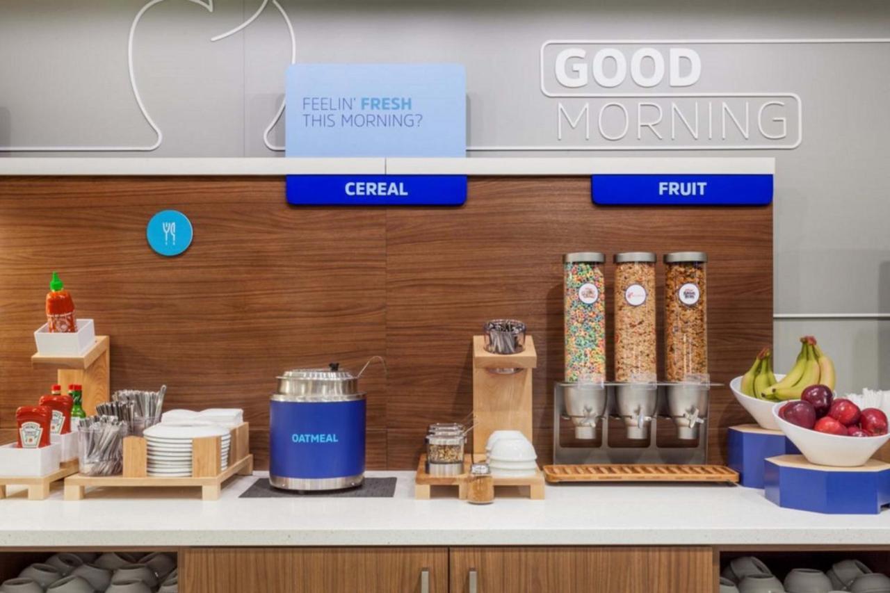 Holiday Inn Express & Suites Nevada By Ihg Экстерьер фото