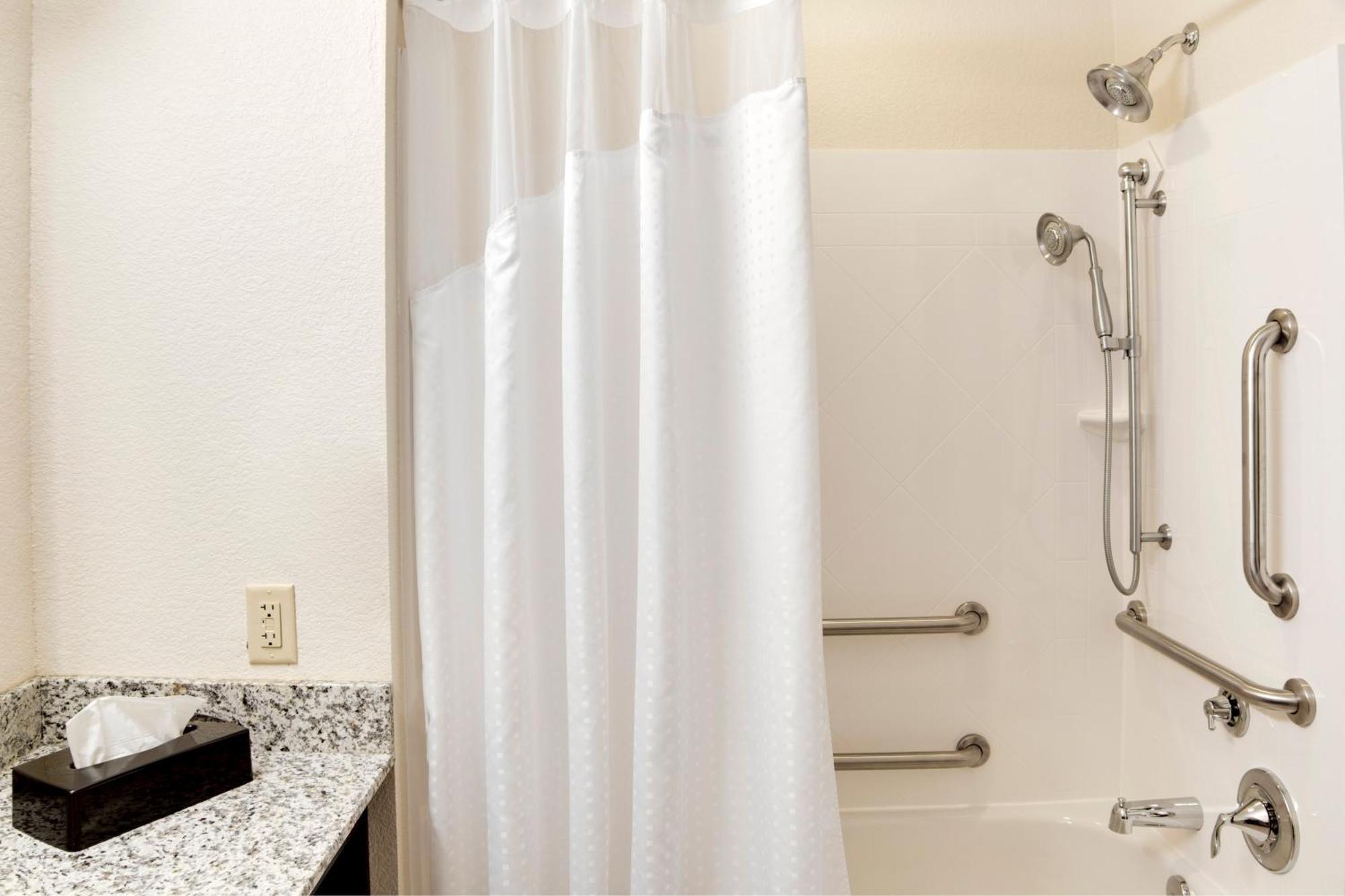 Holiday Inn Express & Suites Nevada By Ihg Экстерьер фото