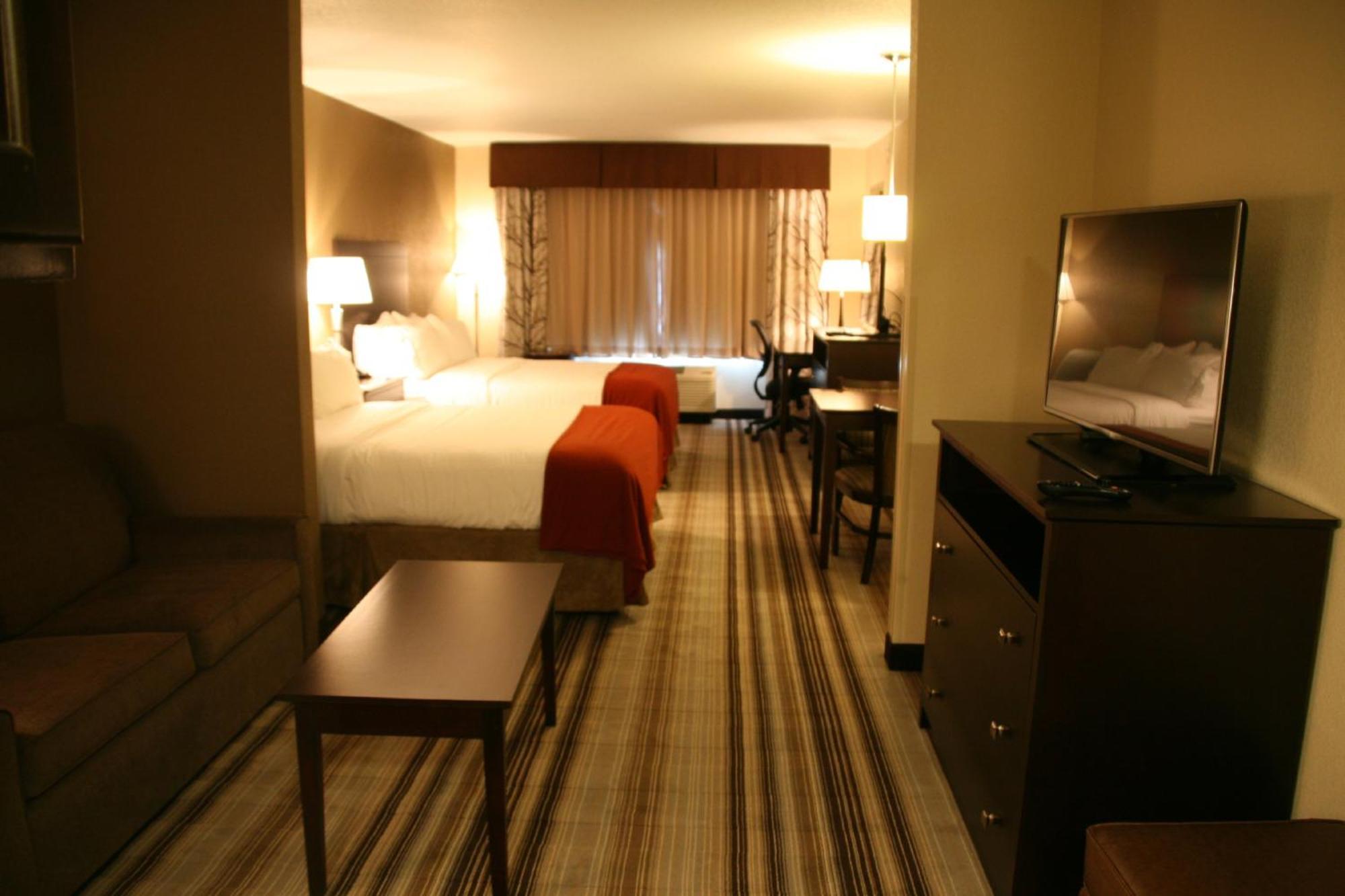 Holiday Inn Express & Suites Nevada By Ihg Экстерьер фото