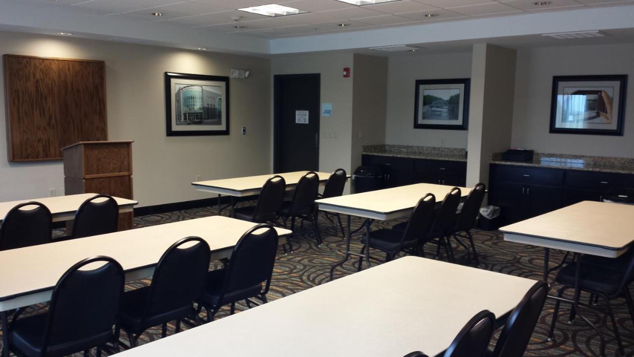 Holiday Inn Express & Suites Nevada By Ihg Экстерьер фото