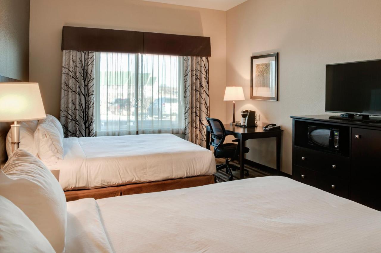 Holiday Inn Express & Suites Nevada By Ihg Экстерьер фото